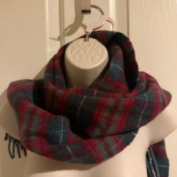 Vintage Edinburgh Pure Wool Scarf Red Tartan Plaid Fringe 61” Made UK Holiday - Picture 7 of 11